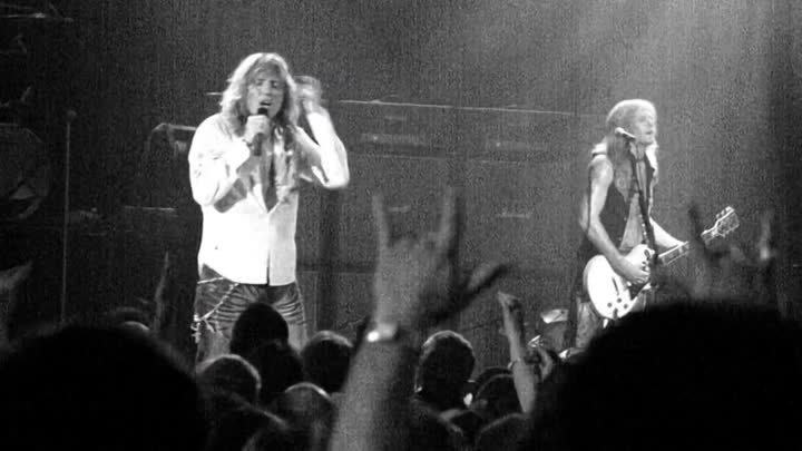 Whitesnake  -  Is This Love (Live 2006) 