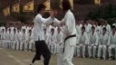 Брюс Ли против Жан Клода Ван Дамма - Bruce Lee vs Jean-Claud...