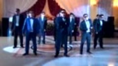Танец жениха с друзьями (Кыргызская свадьба)_Той.mp4