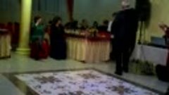 Борис танцует на свадьбе дочери.3gp