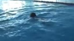 Kleinburd рекомендует Малыш учится плавать