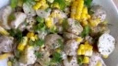 Сливочный салат из кукурузы и картофеля
