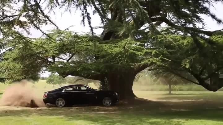 Отличный ролик Rolls Rroyce Ghost.