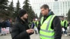 Пикет у администрации Тюмени против мусорной реформы