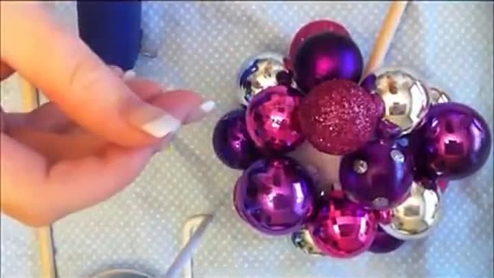 10 DIY gifts- Gift Idea 5- Ornament topiary! Christmas centerpiece!