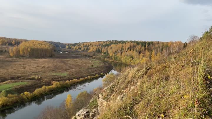Осень на золотых берегах реки Немды