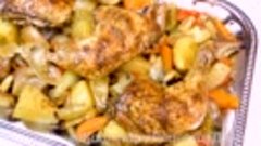 Горячее блюдо на праздничный стол! Курица с овощами в духовк...