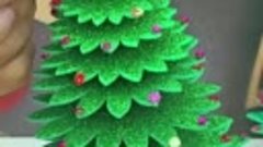 Великолепная новогодняя елочка из глиттерного фоамирана