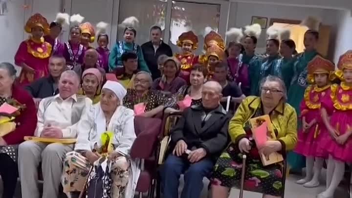 В Карасуском пансионате отмечают День пожилых