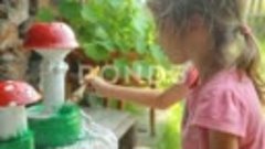 little Girl Painting Garden Decorations 2