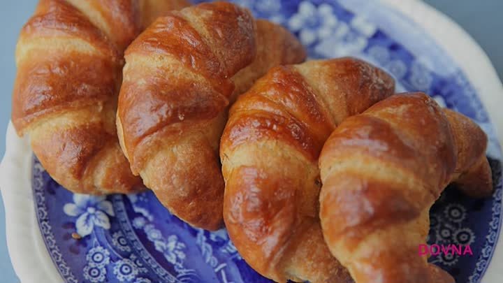 Круассаны The French Croissant [480p]