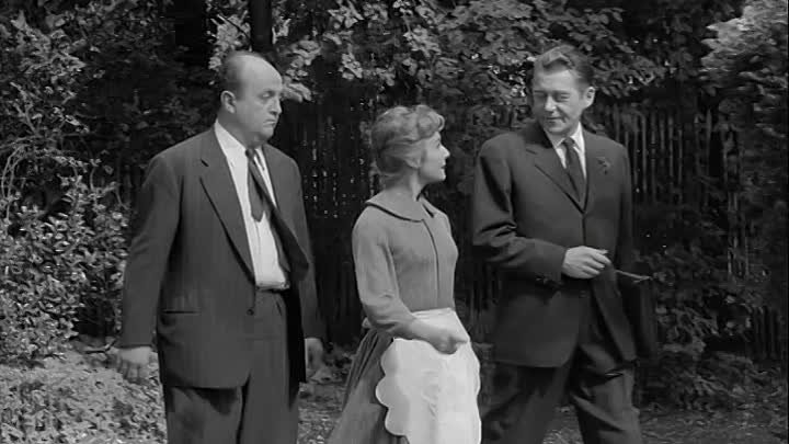 1957 - Quand la femme s'en mêle - Yves Allégret