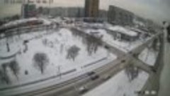 Две машины полетели на пешеходов в Красноярске