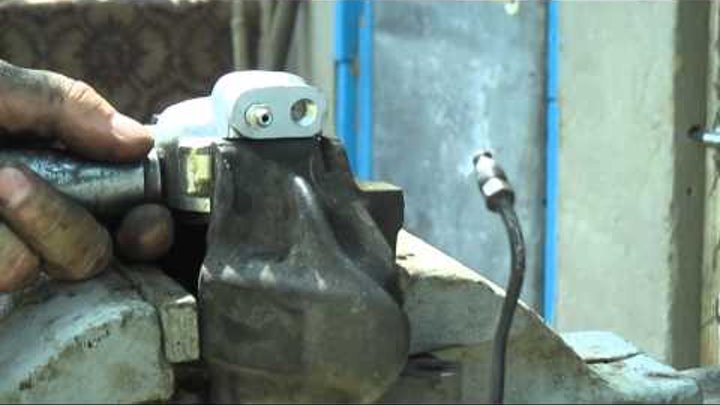 Замена тормозных шлангов. Передние от ВАЗ 2108. - ЗАЗ 1102, 1,1 л, 1995 года сво