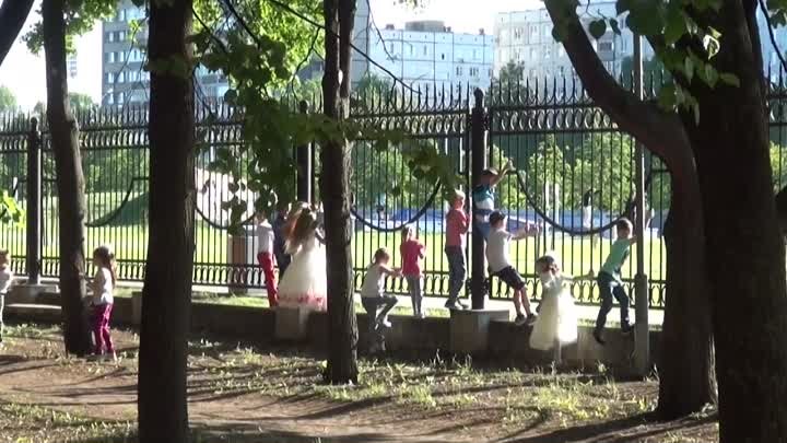 Cквер на ул.Революционная, парк Победы.