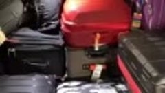 Загрузка багажа в самолёт