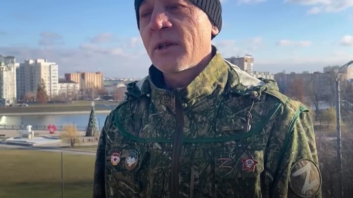 Военнослужащий Анатолий призывает мужчин к объединению в рядах воинс ...