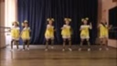 Маленькие дети ( Mega-Dance младшая группа )