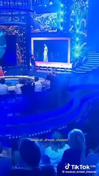 Казах из Оренбурга Рахман Сатиев взорвал публику своим пением 🎤