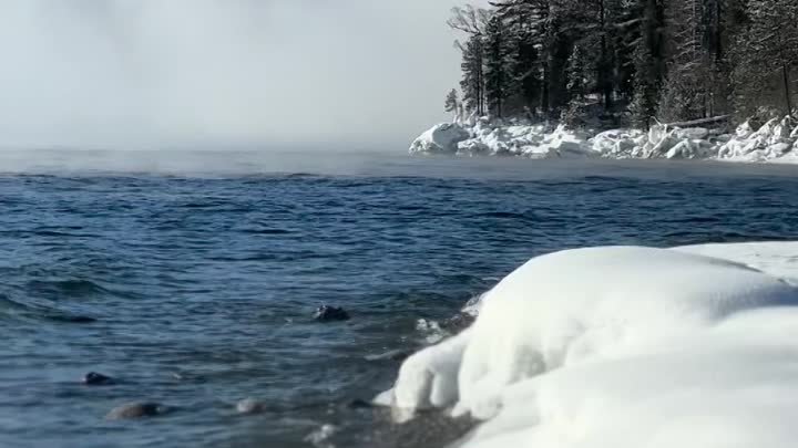 Телецкое озеро в мороз