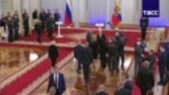 Путин сообщил спикеру парламента ДНР Жоге о намерении участв...