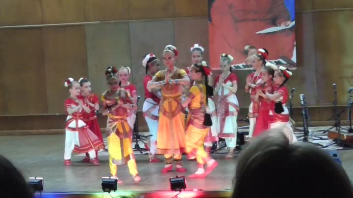 1 июня 2017 г. Симферополь. Фестиваль индийской музыки и танца..
