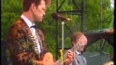 Chris Isaak - &quot;Blue Hotel&quot; (Live Pinkpop 1987)