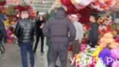 В Оренбурге прошел рейд на рынке «Петровский» мигранты получ...