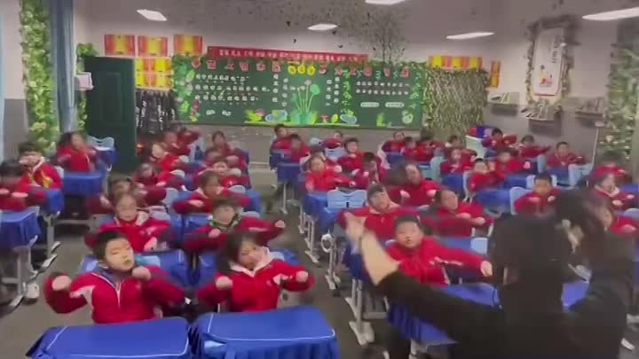 Бодрящая разминка в китайской школе