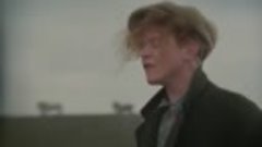 Simply Red – Holding Back The Years (Official Music Video)