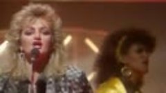 Bonnie Tyler - Holding Out For A Hero [Top Of The Pops 1985]