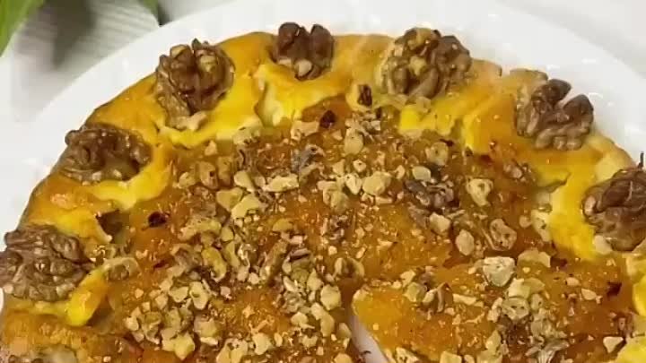 Вкусный ПП пирог с курагой и орехами