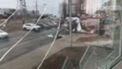 Последствия утреннего обстрела Белгорода в видео Елены Журав...