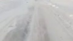 Нагайбакский район, расчистка дорожного полотна. Видео: Минд...