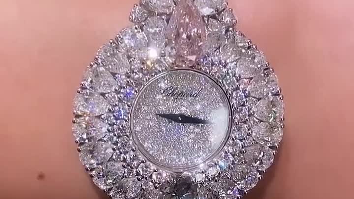 Коллекция для красной ковровой дорожки Часы By Chopard💎