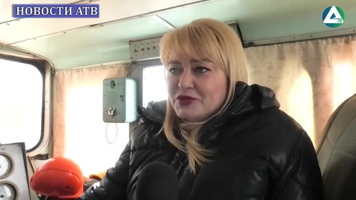 Наталья Тихонова продолжает знакомиться с профессиями ПАО "Урал ...