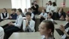 Уссурийские школьники получили паспорта граждан России (ТМ-1...