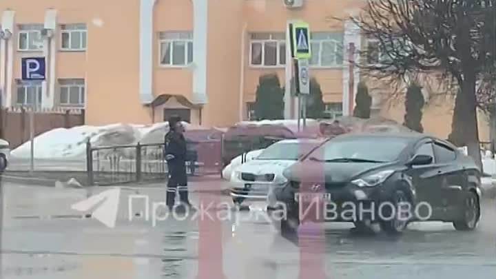 ❗️Территория Дворца игровых видов спорта в Иванове оцеплена. Нам пиш ...