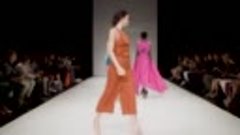 Nicole Jedelsky _ Spring Summer 2020 _ Full Show (720p_30fps...