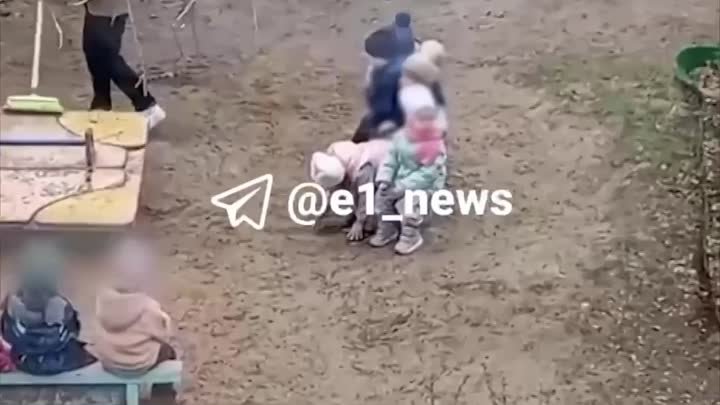 Воспитательница пнула ребёнка в детсаду Екатеринбурга