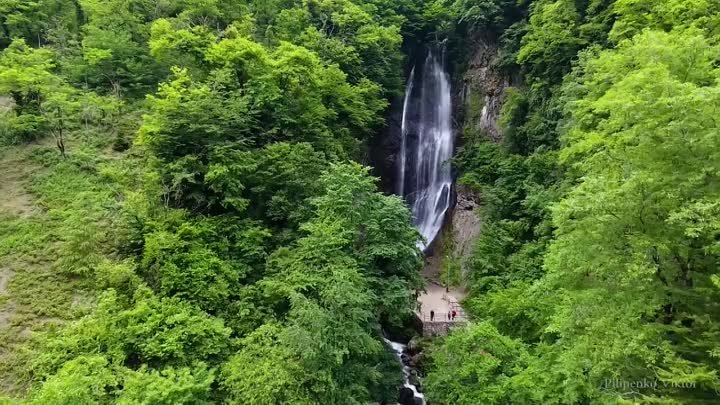 Грузия Мост Царицы Тамары, водопад Махунцети