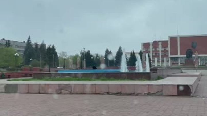 В городе запустили фонтаны