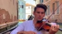 Historia De Un Amor on Violin in Venice, Italy, by David Bay