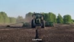 Трактор CLAAS Xerion 3800, бочка АЛТАЙ и сеялка AMAZONE DMC ...