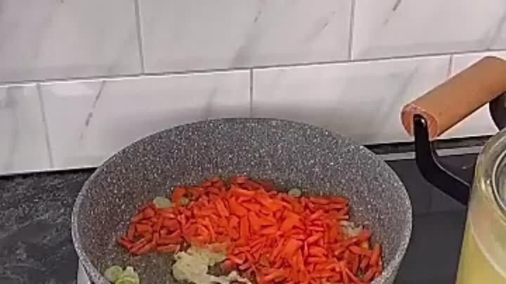 Лёгкий куриный супчик с брокколи🥦