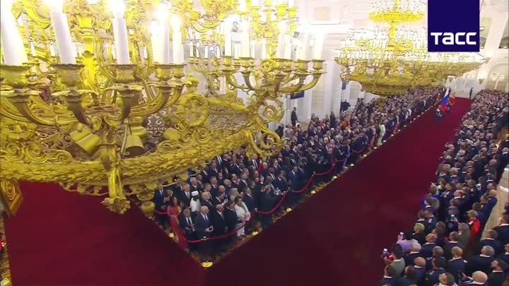 В Кремле началась церемония вступления Путина в должность президента ...