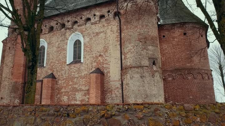 ☦️ Православная церковь-крепость в готическом стиле в честь Архангел ...