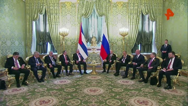 Владимир Путин проводит встречу с президентом Кубы Мигелем Диас-Кане ...