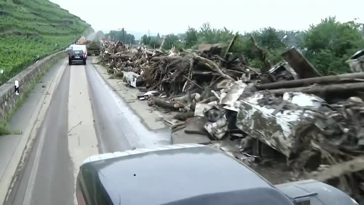 Месть Природы- Водная Стихия Наносит Удар😱