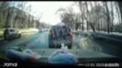 В Засвияжье, Приора на Полбина сбила старушку. Видео с двух ...